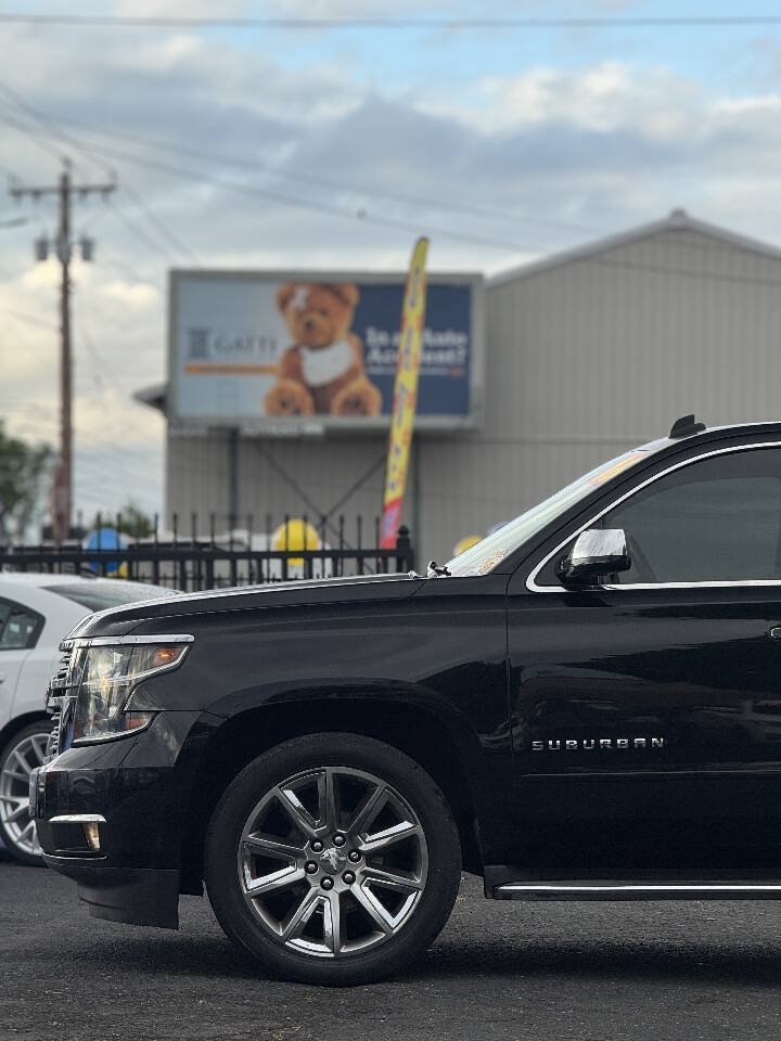 Used 2015 Chevrolet Suburban LTZ w/ Max Trailering Package AWD/4WD image 17
