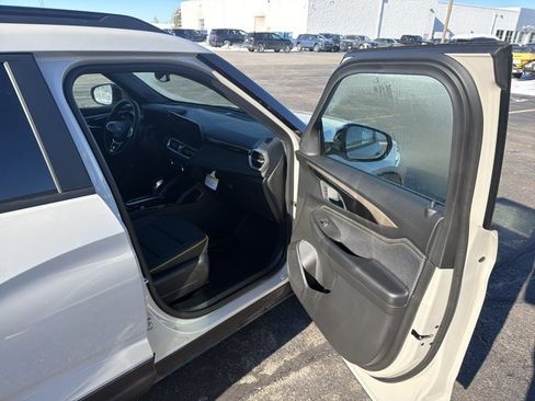 New 2026 Chevrolet TrailBlazer ACTIV w/ Convenience Package image 30