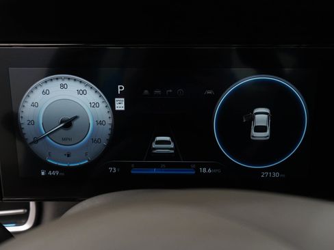 Used 2025 Hyundai Elantra SEL FWD image 18