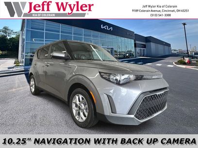 New 2025 Kia Soul S