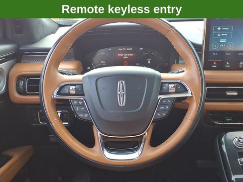 Used 2022 Lincoln Nautilus Black Label w/ Cargo Utility Package AWD/4WD image 33