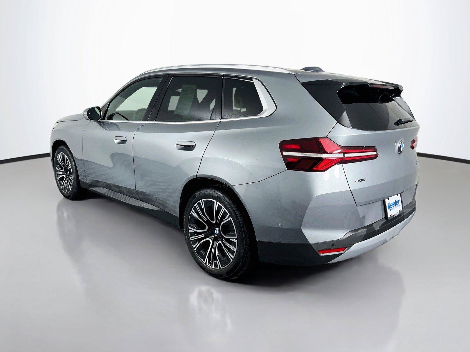 Used 2026 BMW X3 xDrive30i w/ Convenience Package AWD/4WD image 4