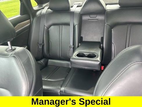 Used 2023 Kia K5 GT-Line image 32