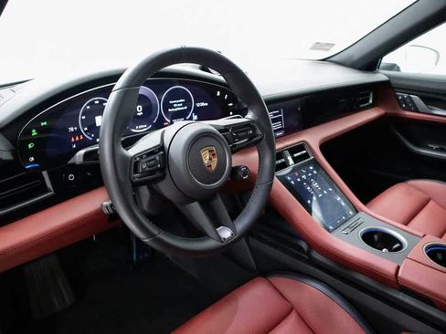 Certified 2025 Porsche Taycan 4S image 4