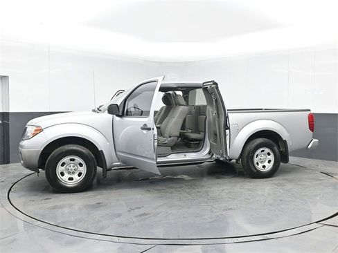 Used 2019 Nissan Frontier S image 49