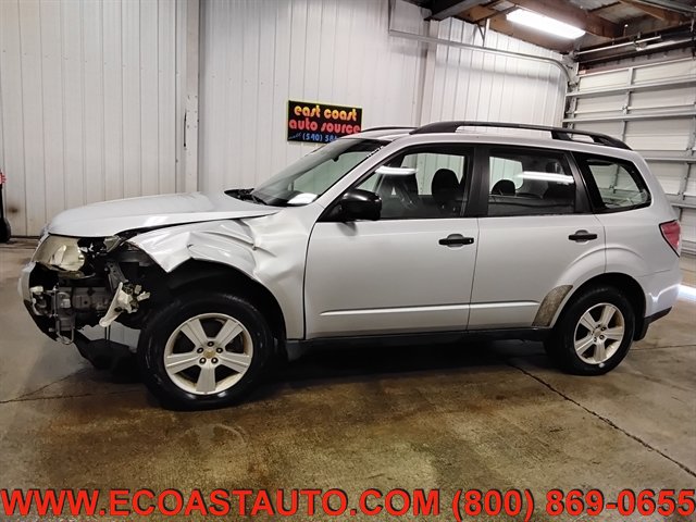 Used 2010 Subaru Forester 2.5X w/ Popular Equipment Group 1B AWD/4WD image 2