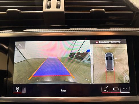 Used 2024 Audi Q3 2.0T Premium Plus image 24