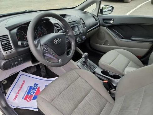 Used 2015 Kia Forte LX FWD image 12