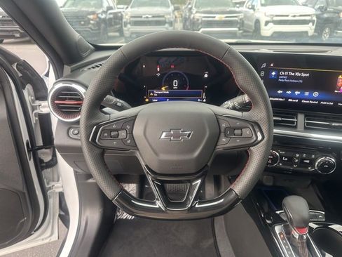 New 2026 Chevrolet Trax RS w/ Sunroof Package image 14