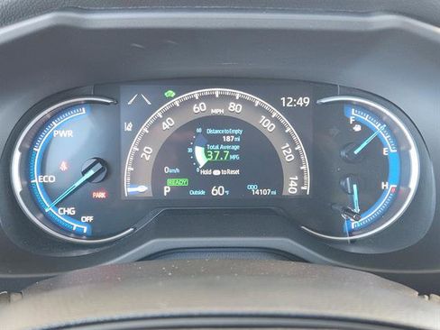 Used 2025 Toyota RAV4 LE image 12