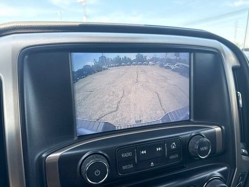 Used 2018 GMC Sierra 2500 Denali w/ Duramax Plus Package AWD/4WD image 34