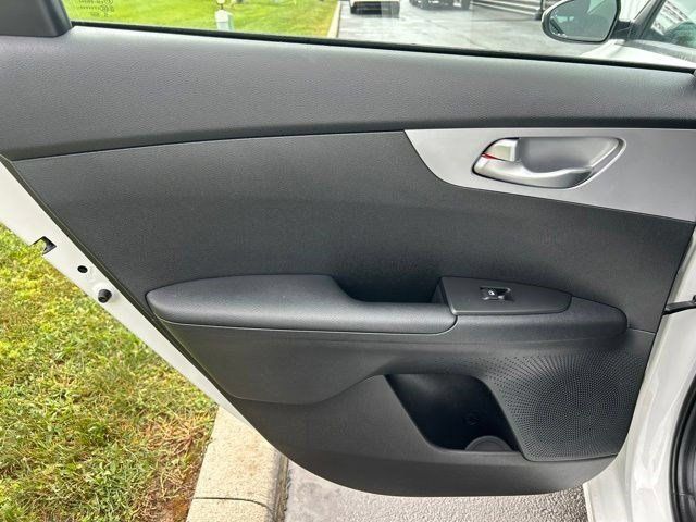 Used 2023 Kia Forte LXS FWD image 36
