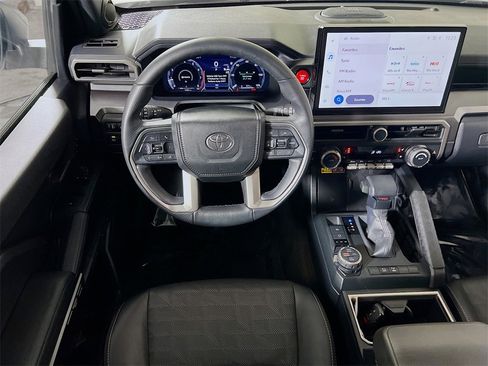 Certified 2025 Toyota 4Runner TRD Off-Road Premium image 20