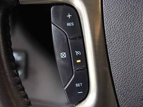 Used 2019 Chevrolet Express 3500 w/ Driver Convenience Package RWD image 19