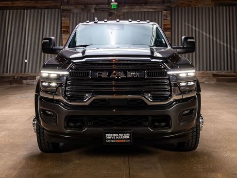Used 2026 RAM 4500 Tradesman w/ Laramie Trim Package AWD/4WD image 2