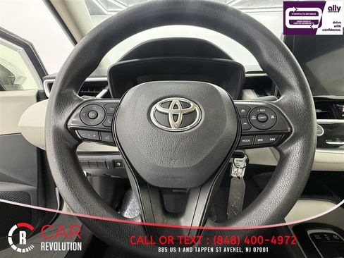 Used 2023 Toyota Corolla LE FWD image 10