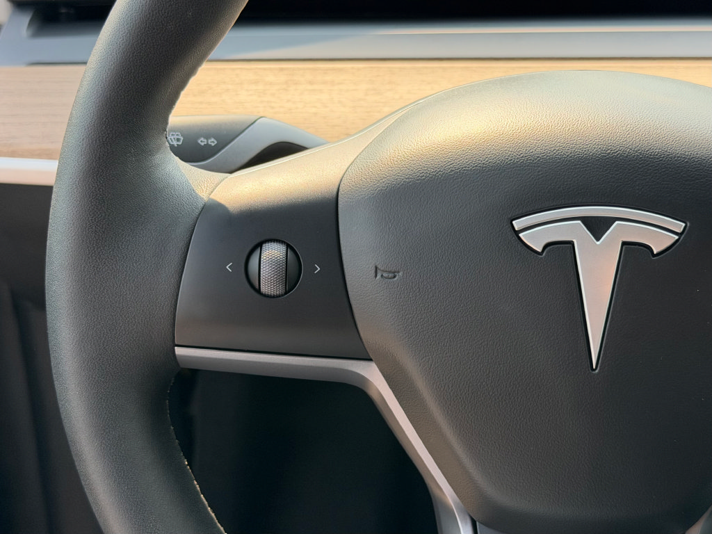 Used 2021 Tesla Model 3 Standard Range Plus RWD image 21