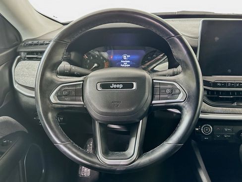 Used 2022 Jeep Compass Latitude AWD/4WD image 18