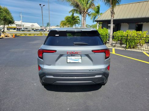 Used 2025 GMC Terrain Elevation FWD image 7
