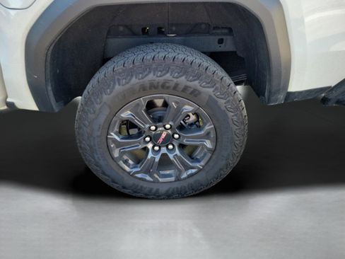 Used 2024 GMC Canyon Elevation w/ Convenience Package RWD image 24