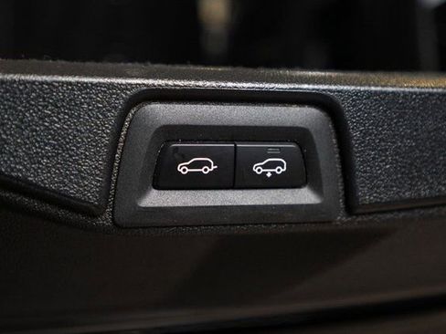Used 2024 BMW X7 xDrive40i AWD/4WD image 42