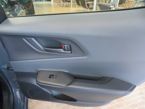 Used 2025 Toyota Prius LE image 21