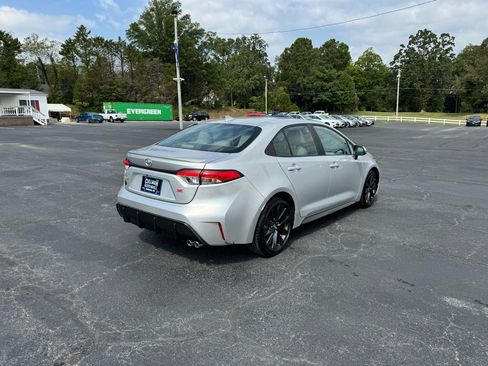 Used 2023 Toyota Corolla SE image 6