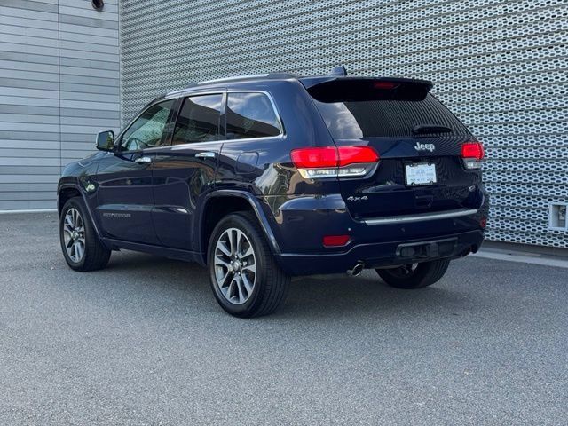 Used 2017 Jeep Grand Cherokee Overland AWD/4WD image 3
