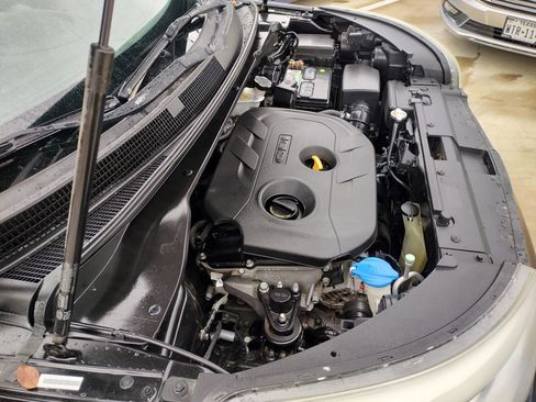 Used 2015 Kia Soul + image 12