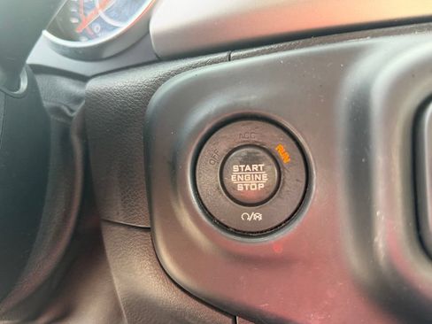 Used 2021 Jeep Wrangler Unlimited Sport AWD/4WD image 22