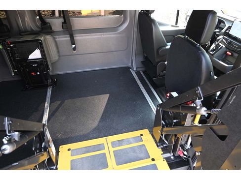 Used 2024 Ford Transit 150 148 Medium Roof AWD image 20