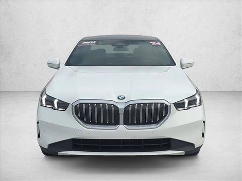 Certified 2024 BMW 530i xDrive w/ Premium Package image 8