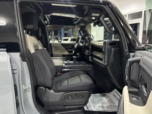 Used 2026 GMC Hummer EV SUV AWD/4WD image 39