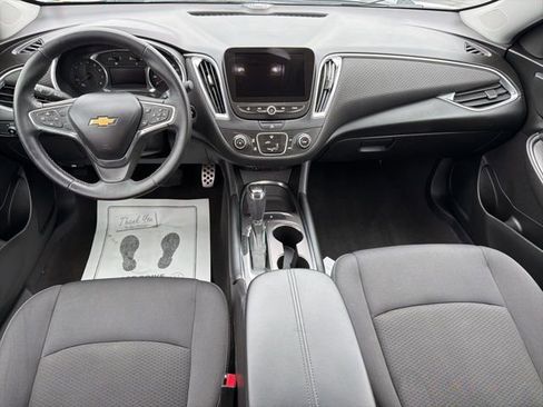 Used 2016 Chevrolet Malibu LT image 14