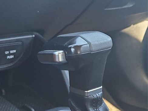 Used 2025 Kia K4 EX image 29