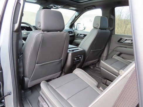 New 2026 Chevrolet Tahoe Premier w/ Sun And Tow Package AWD/4WD image 26