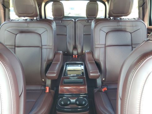 Certified 2024 Lincoln Aviator Black Label w/ Dynamic Handling Package AWD/4WD image 19