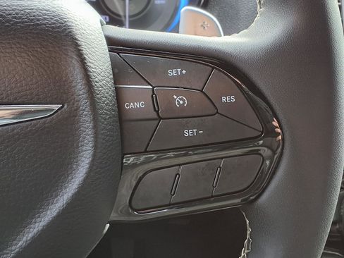 Used 2022 Chrysler 300 S RWD image 24