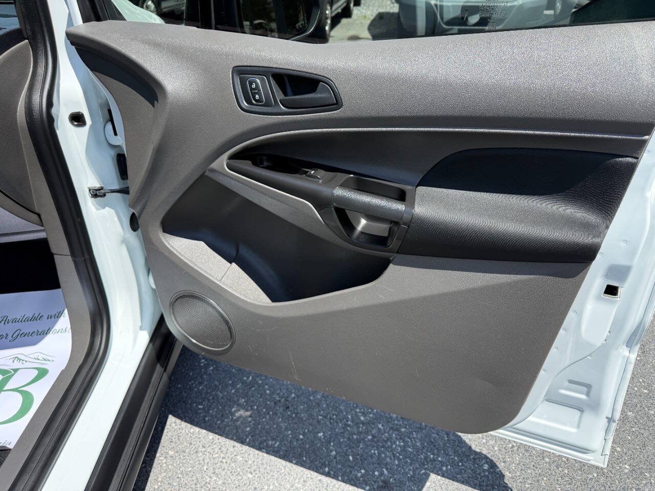 Used 2020 Ford Transit Connect XL FWD image 27