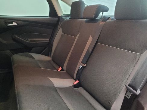Used 2013 Ford Focus SE image 18