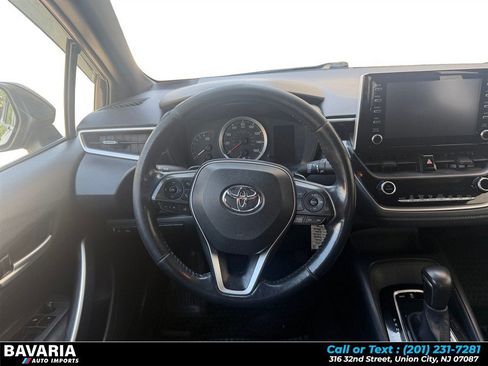 Used 2020 Toyota Corolla SE FWD image 12