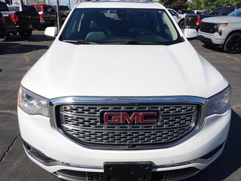 Used 2019 GMC Acadia Denali w/ Technology Package FWD image 6