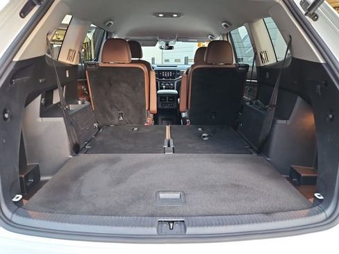 Used 2023 Volkswagen Atlas SE w/ Black Wheel Package image 17