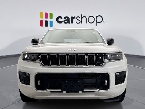 Used 2023 Jeep Grand Cherokee Overland w/ Adv Protech Group III AWD/4WD image 8