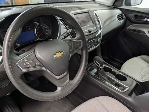 Certified 2024 Chevrolet Equinox LS w/ LS Convenience Package AWD/4WD image 16