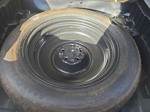 Used 2011 Nissan Murano SV image 32