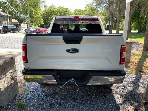 Used 2018 Ford F150 XLT AWD/4WD image 4