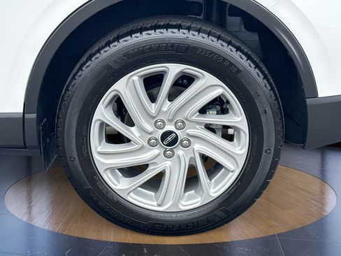 Certified 2022 Lincoln Corsair FWD image 35