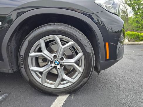 Used 2023 BMW X4 xDrive30i w/ Premium Package AWD/4WD image 4