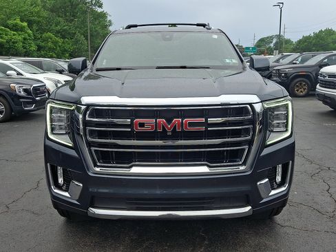 Used 2021 GMC Yukon SLT w/ Rear Media and Nav Package AWD/4WD image 2